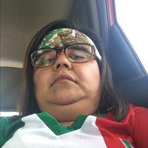 Meet your Posher, Brenda